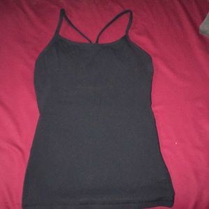 Power Y tank in black